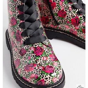 TORRID BETSEY JOHNSON LEOPARD AND ROSE COMBAT BOOTS